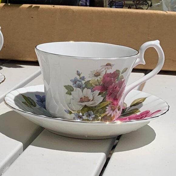 Vintage Royal Sutherland H&M Fine Bone China Teacup and Saucer 2pc Set NWOT - Picture 1 of 13